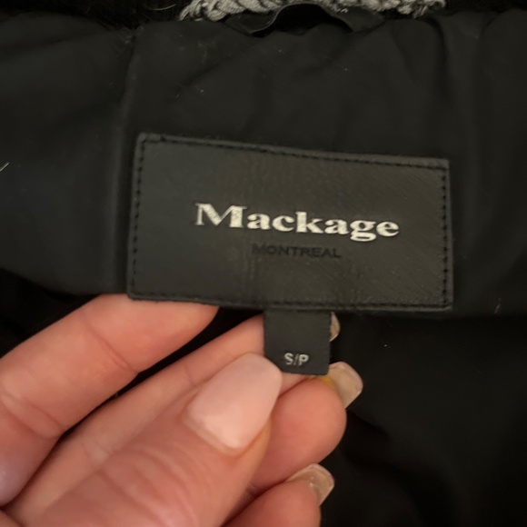 Mackage triple down filled coat small - Picture 2 of 4